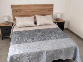 MARiPEP Playa Vinaròs, hotel in Vinarós