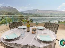 L'Hermitage, 4 appartements avec terrasse, vue lac, parking et PISCINE, LLA Selections by Location Lac Annecy、タロワールのホテル