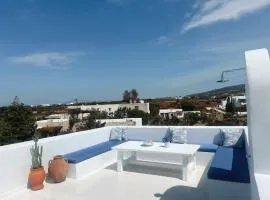 Cavos Paros Boho Chic sea-view apartment in Aliki, Paros