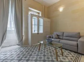 Charming house in Central Sliema, walking distance to the seafront and restaurants