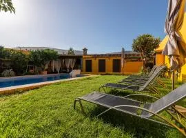 Villa Gáldar Cuchufleta piscina BBQ Parking Privado