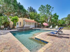 Sarasota Vacation Rental with Private Pool and Lanai!, hotel in Sarasota