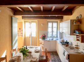 Roero House, villa in Magliano Alfieri