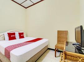 OYO 92534 Fajar Indah Guest House, hotel di Karanganyar