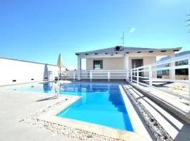 Villa White private pool