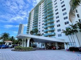 Isles Beach - Luxury Miami Vacation, hotel in Sunny Isles Beach