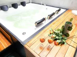 Manila House With Jacuzzi