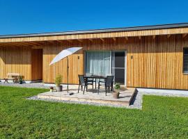 Ferienhaus DAS GLAB, cabaña o casa de campo en Velden am Wörthersee