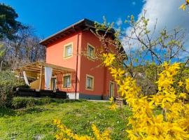 Top Country House Prato Grande, hotel pet friendly a Carro