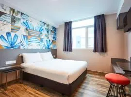 ibis budget Singapore Sapphire