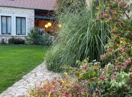 La Planque - Chambres avec Jacuzzi, cottage à Fleury-en-Bière