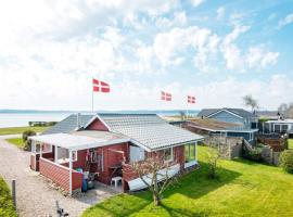 Holiday home Aabenraa LXX, bolig ved stranden i Aabenraa