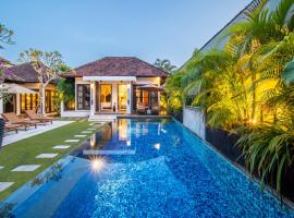 Lotus Luxury Villa Seminyak, ξενώνας στο Σεμινιάκ