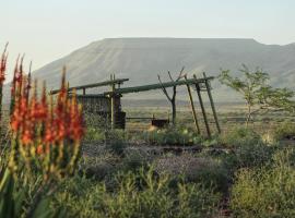 Mount D'Urban Campsite, hotelli, jossa on uima-allas kohteessa Helmeringhausen