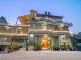 Wow Homestay I Kasauli, hotel v destinaci Kasauli