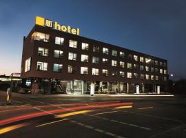 Kult Hotel, ξενοδοχείο κοντά στο Αεροδρόμιο Ingolstadt - Manching - IGS, Ίνγκολστατ
