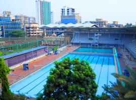 Country Inn By Turtle Hotel and Resort- Mumbai International Airport, hotel cerca de Andheri Sports Complex, Bombay