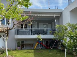 Serenity place, holiday home in Patra