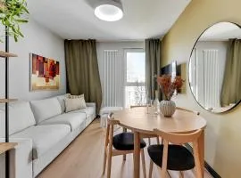 Luxury Aura 40 - 4 by Grand Apartments