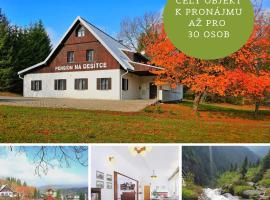 Chalupa Na Desítce, hotel ve Strážném