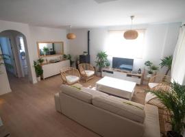 Casa en Tarifa en Primera linea de Playa, hotell i Tarifa