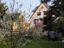 Monteur oder Ferienwohnung