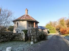 Llwyngwair Lodge, cabana o cottage a Newport