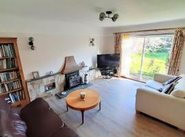 GOLF OPEN HOYLAKE Bungalow In West Kirby, holiday rental sa West Kirby