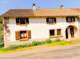 Gîte Marchand, hotel with parking in Le Haut-du-Them