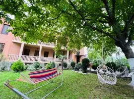 Medea Guest House