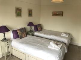 Rie's Retreat - The Amethyst Room, hotel per famiglie a Glastonbury