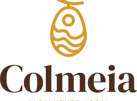 Colmeia- Alojamento Local, отель в Армасан-де-Пера