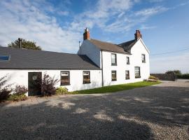 Manse On The Beach, khách sạn ở Kirkistown