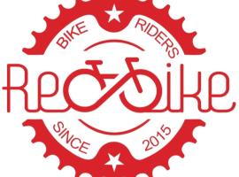 Red Bike Apart's, chỗ nghỉ tự nấu nướng ở Opole
