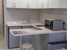 Уютная квартира на сутки с видом на Море, комфортное проживание с генератором – hotel w mieście Kryżanowka