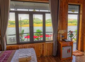 Phong Nha Escape Bungalow, hotel en Phong Nha
