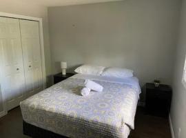 Nice Rooms Stay - Unit 2, pensionat i Kingston