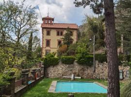 Loft con torreon y buenas vistas: Ribes de Freser şehrinde bir otel