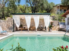 Alkinoi Seaview Villa with Private Pool by Konnect, Nisaki, hotel i Nisakion