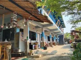 Sabaidee Inn