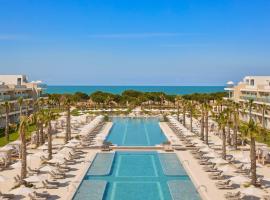 Meliá Durrës Albania, hotel with jacuzzis in Durrës