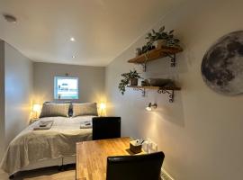 Nor&eth;urgata 43, ubytov&aacute;n&iacute; s možnost&iacute; vlastn&iacute;ho stravov&aacute;n&iacute; v destinaci Akureyri