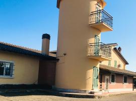 Il Granaio Del Pavone, farm stay in Nepi