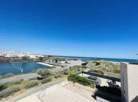 Jolie villa à 50m de la plage avec parking privé à Cap d'Agde - FR-1-723-27