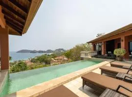 Casa Rosa- Luxury Ocean View 3 Bedroom Home