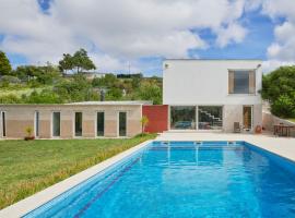 Quinta TreeWindBee, vacation home in Alenquer