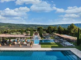 Coquillade Provence, hotel with jacuzzis in Gargas