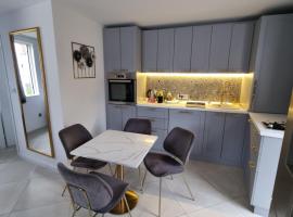 Villa with Pool & Garden apartment 1 Ognjen