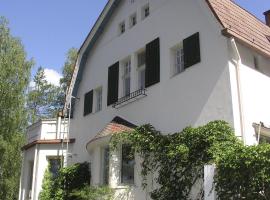 Villa Rainer, hotel v destinaci Pargas