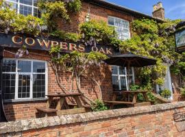 Cowpers Oak, B&B in Olney